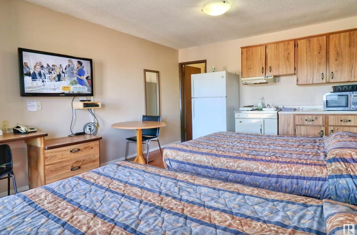 Kings Court Motel 콜드레이크 외부 사진