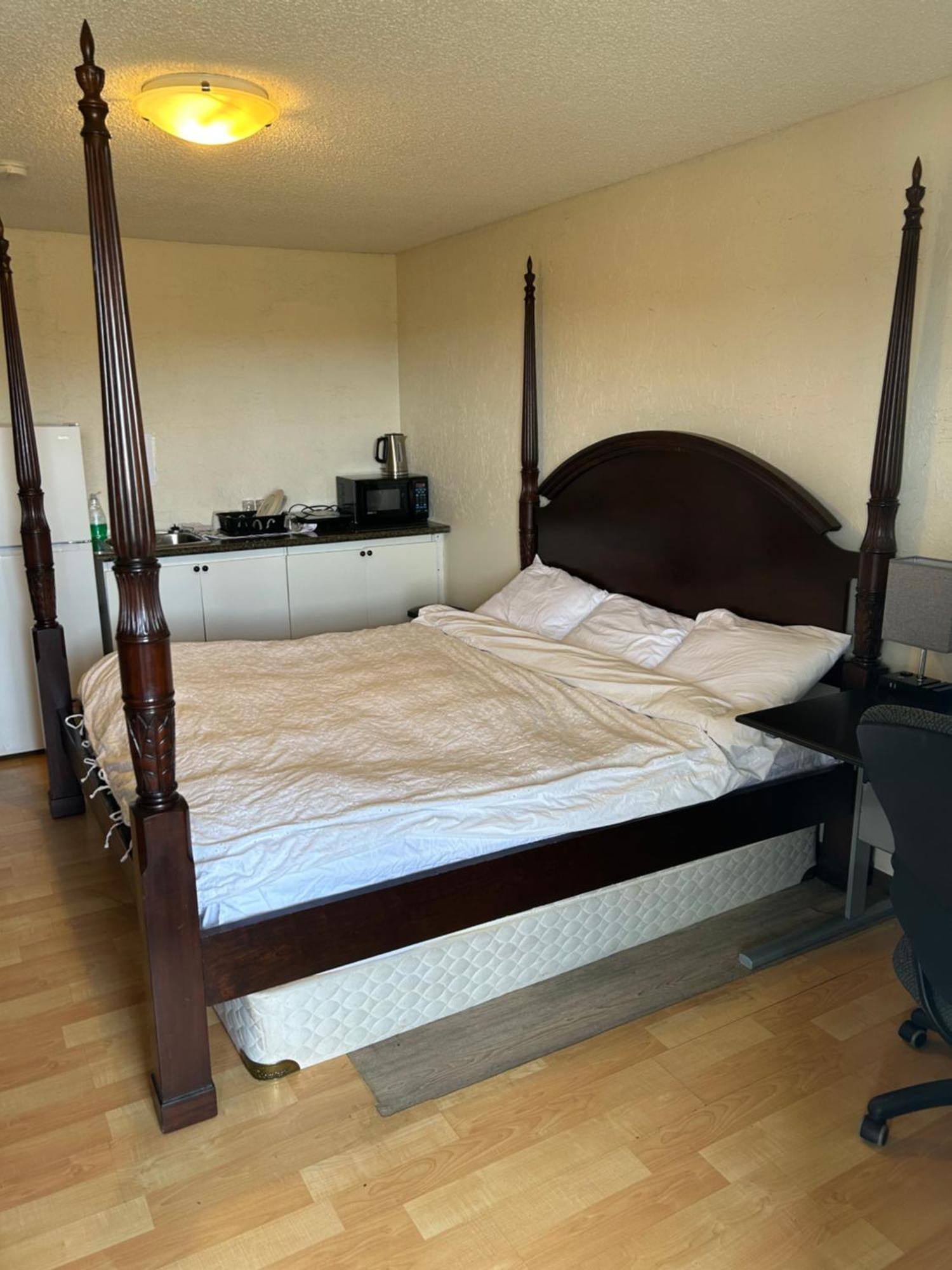 Kings Court Motel 콜드레이크 외부 사진